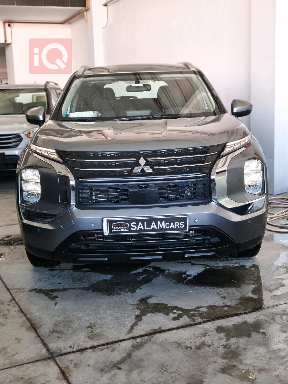 ميتسوبيشي أوتلاندر سبورت